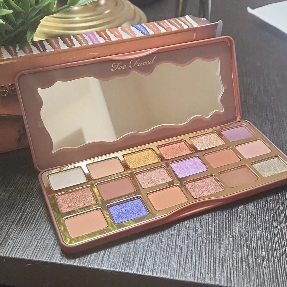 Too Faced Better than Chocolate Eyeshadow Palette